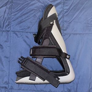 United Ortho Adjustable Night Splint - SM
